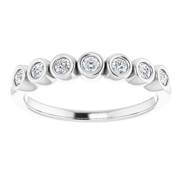 Alliance En Diamants Semi-Éternité En Or Blanc Sur Collets
